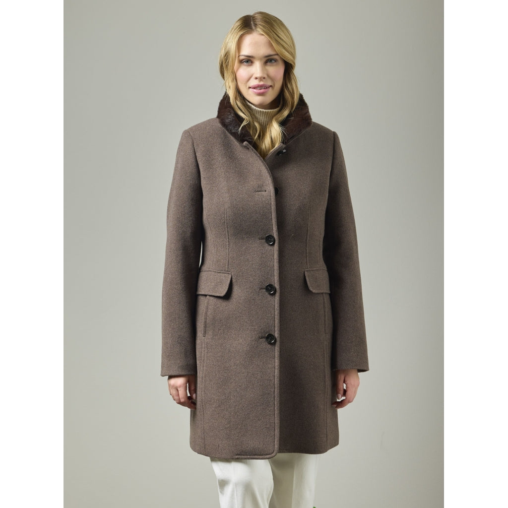 Junge Chanel Kv. 15 65-Deer