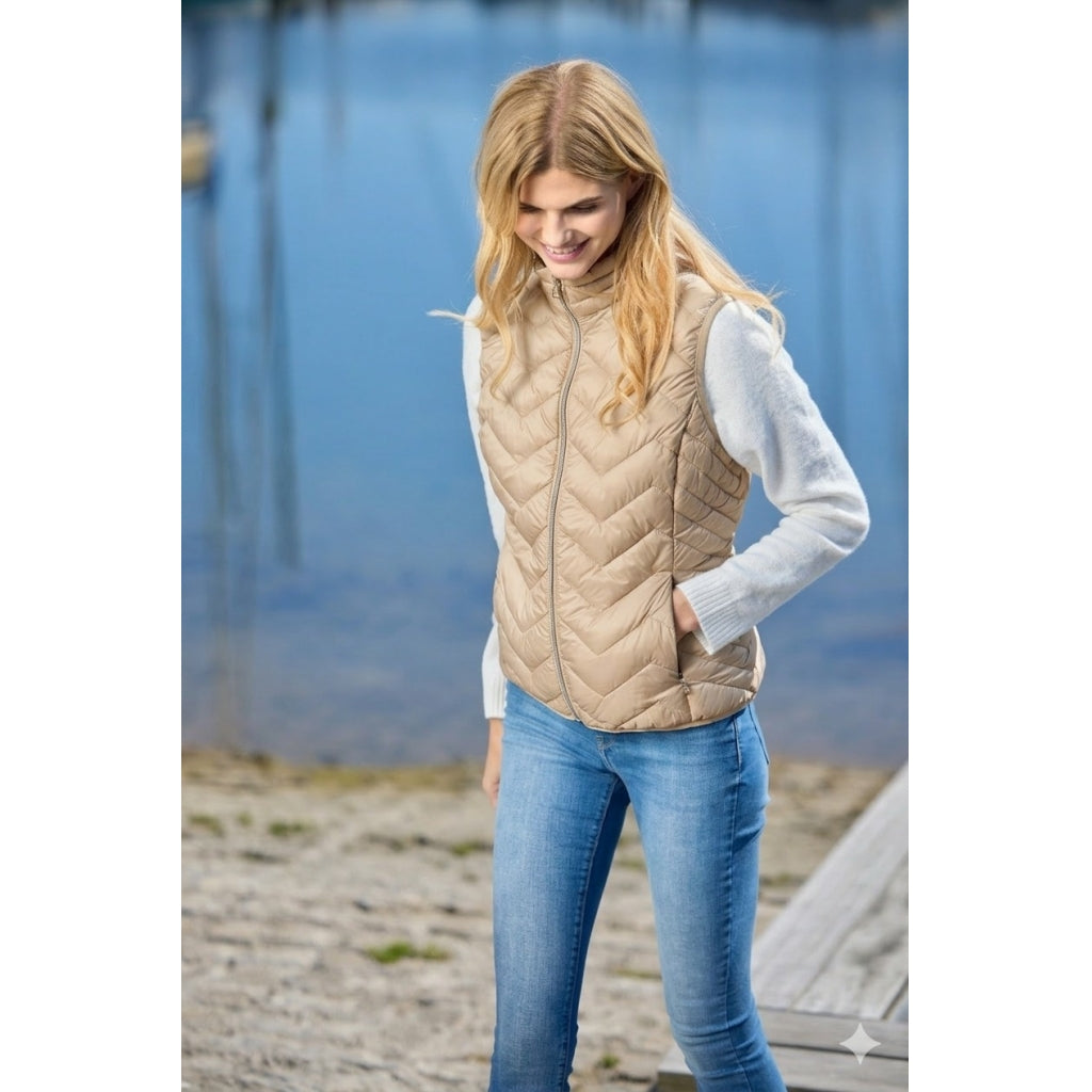 Junge Louise Kv. 62 12-Sand