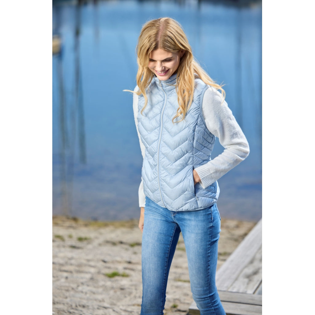 Junge Louise Kv. 62 51-Lagoon