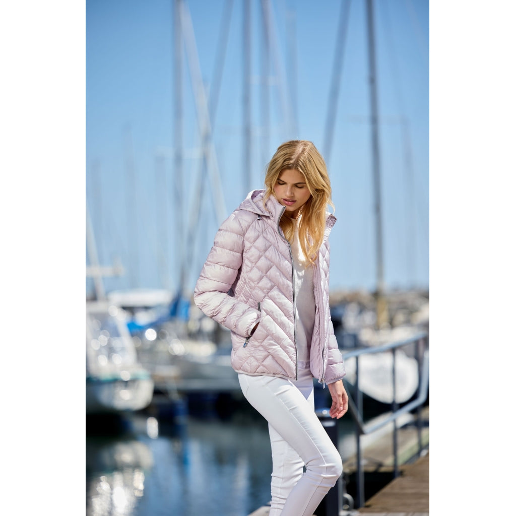 Junge Naja Kv. 62 37-Lavender