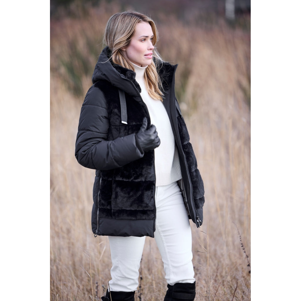 Junge Priscilla Kv. 64 90-Black