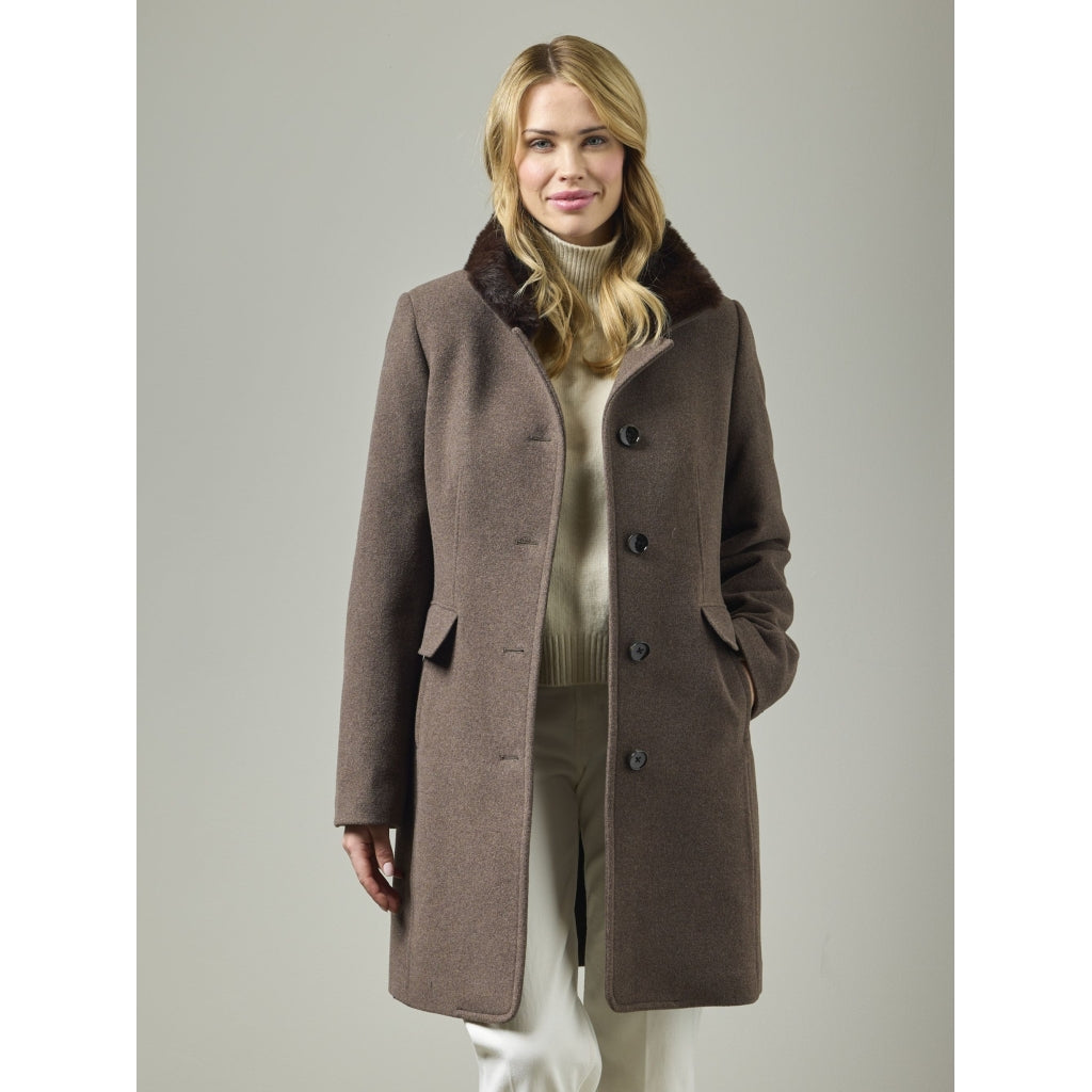 Junge Chanel Kv. 15 65-Deer