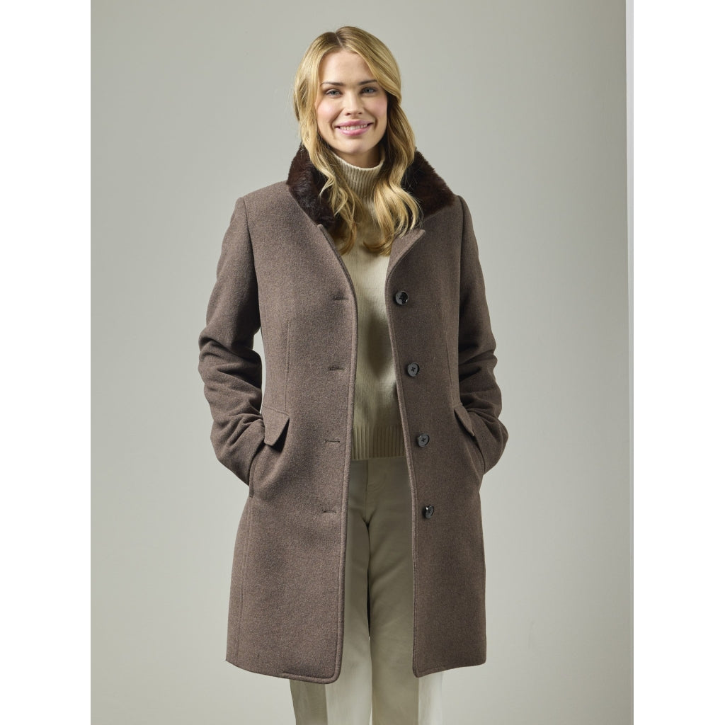 Junge Chanel Kv. 15 65-Deer