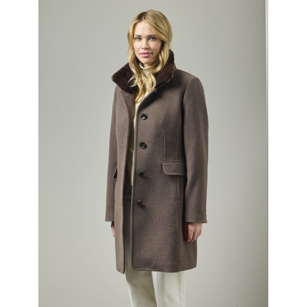 Junge Chanel Kv. 15 65-Deer