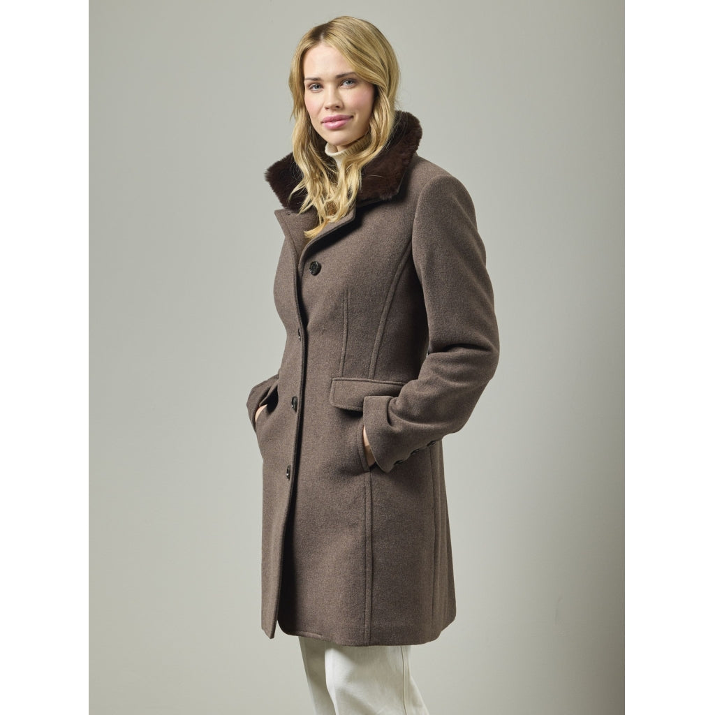 Junge Chanel Kv. 15 65-Deer
