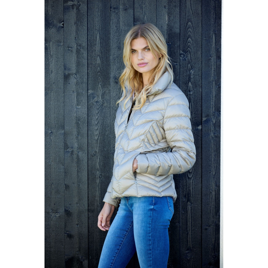 Junge Daisy Kv. 62 12-Sand