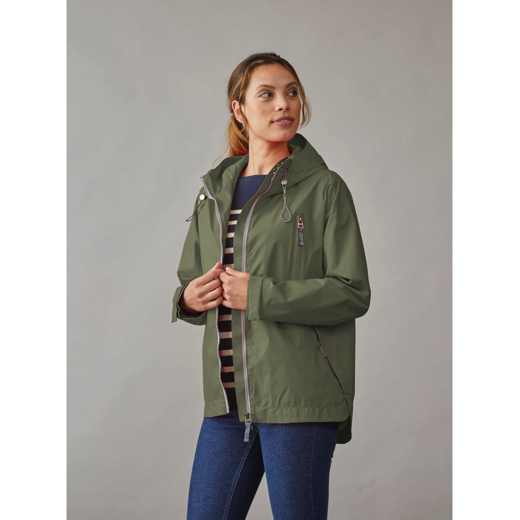 Junge Liselotte Kv. 88 45-Olive