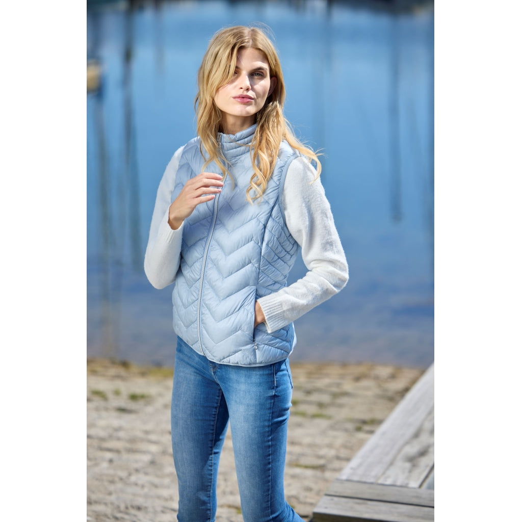 Junge Louise Kv. 62 51-Lagoon