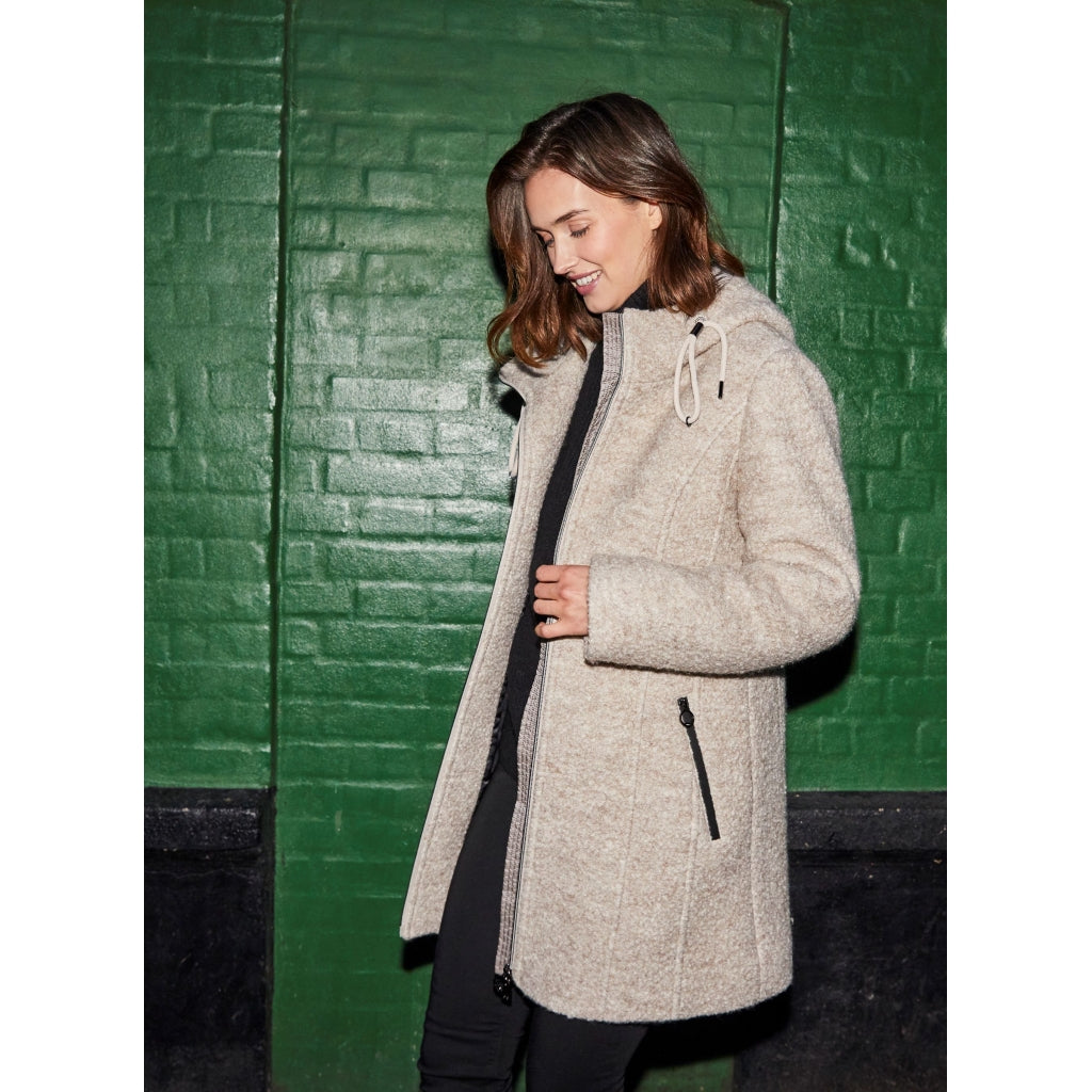 Junge Macy Kv. 11 12-Latte