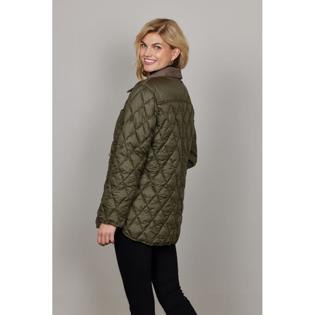 Junge Mona Kv. 66 46-Moss